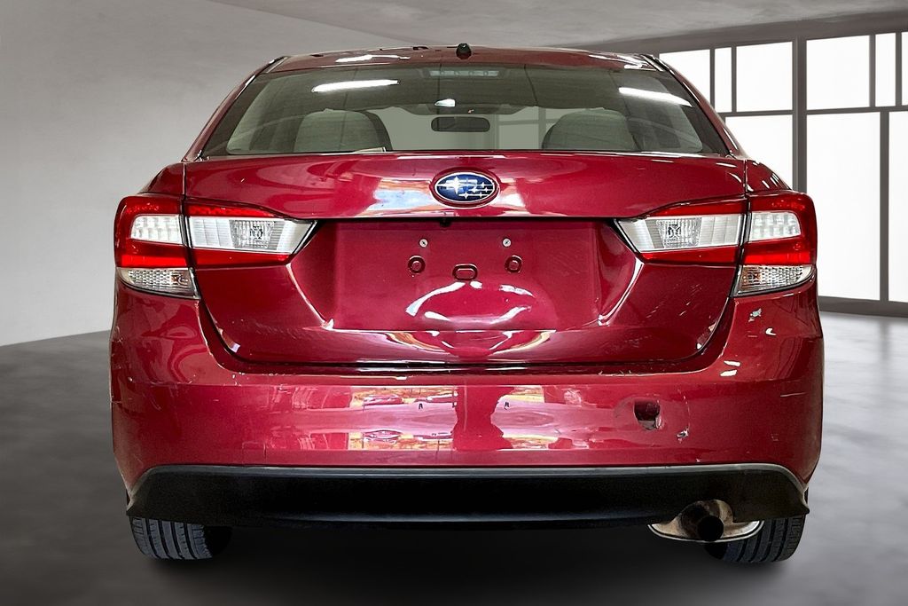 2019 Toyota RAV4 LE photo 3