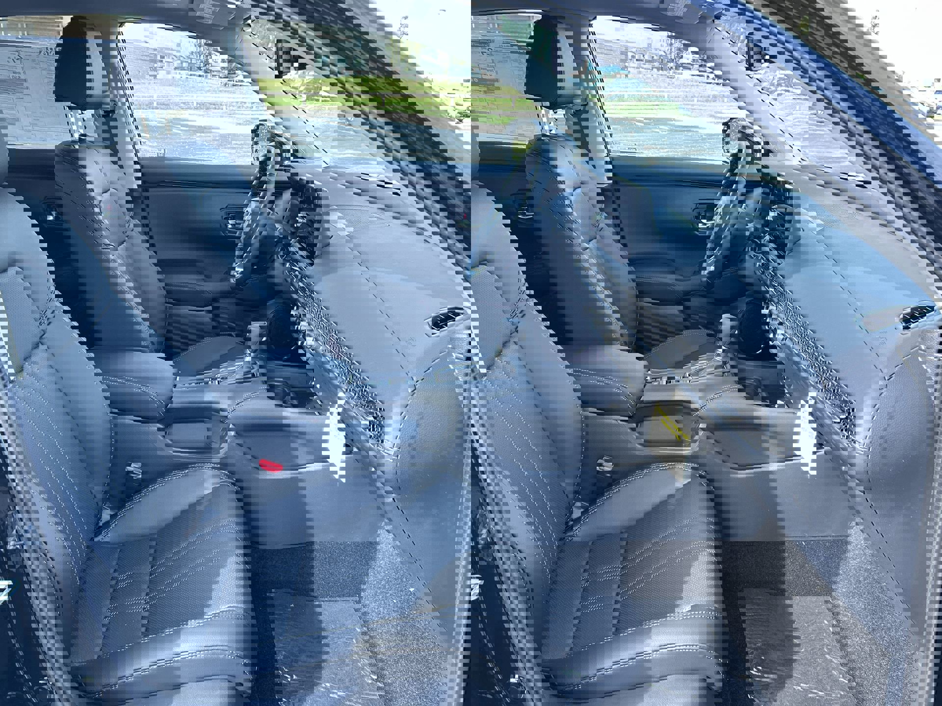 2026 Honda HR-V EX-L photo 25