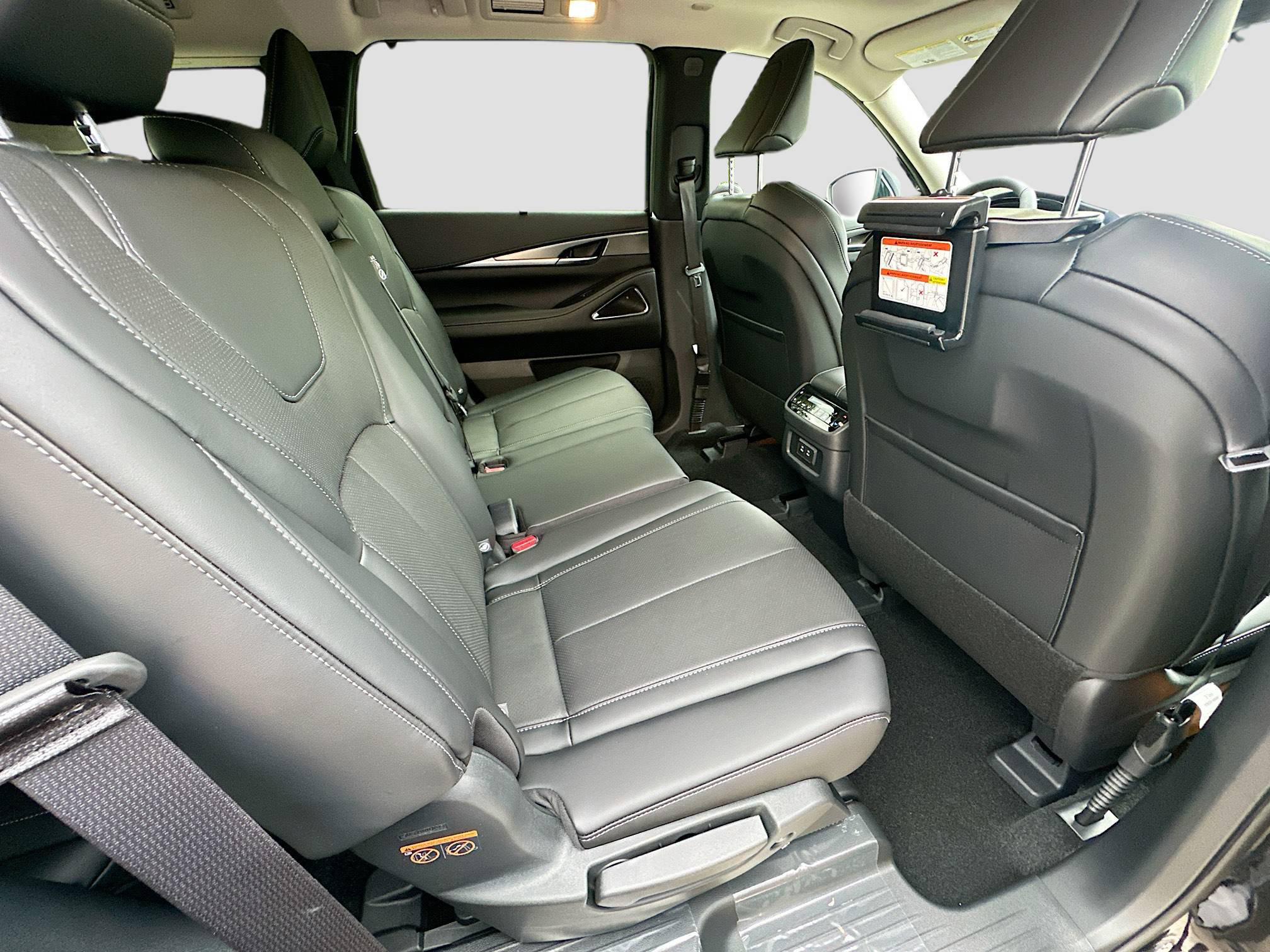 2026 Infiniti QX60 Luxe photo 23