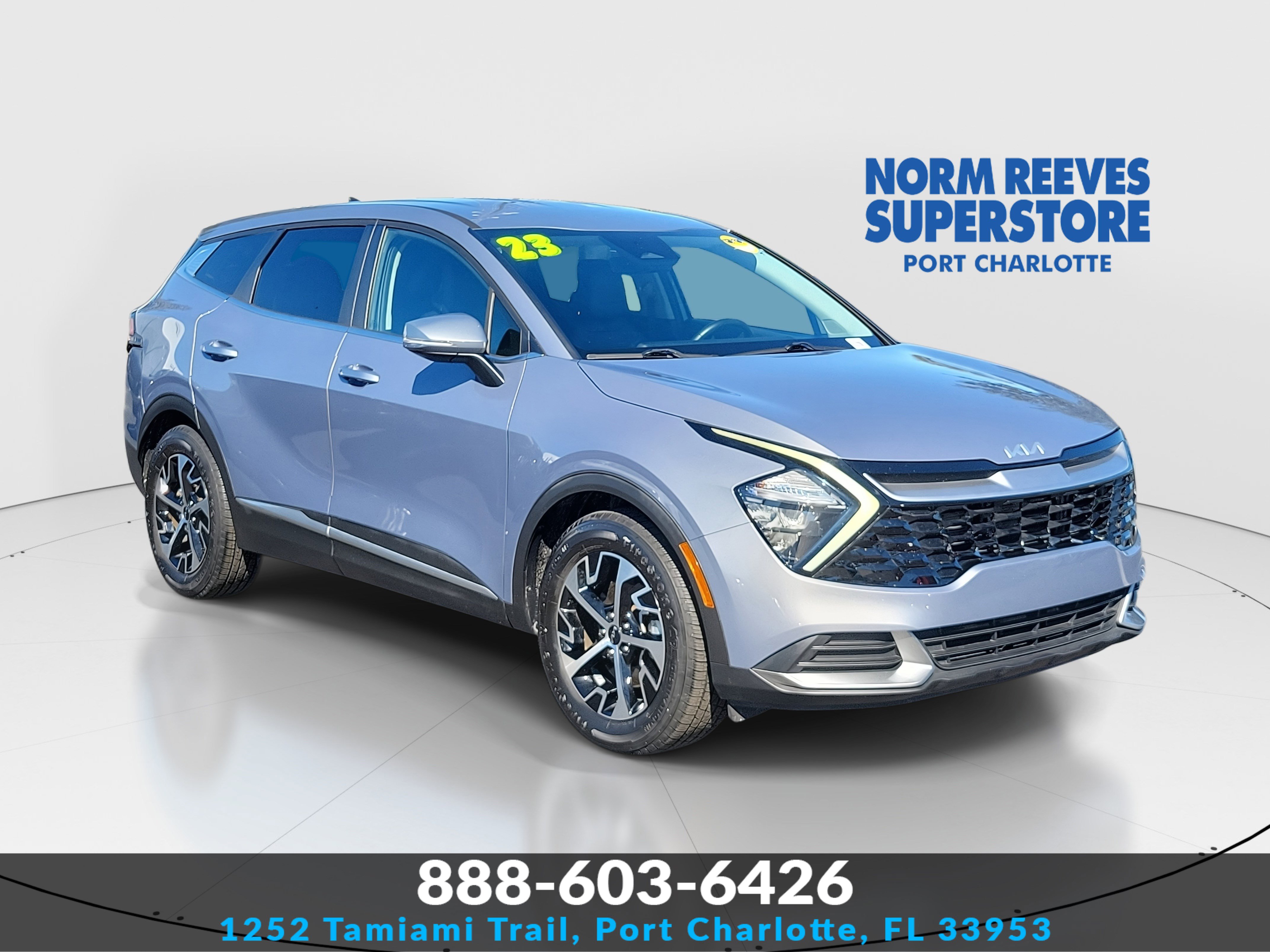 2023 Kia Sportage EX's photo