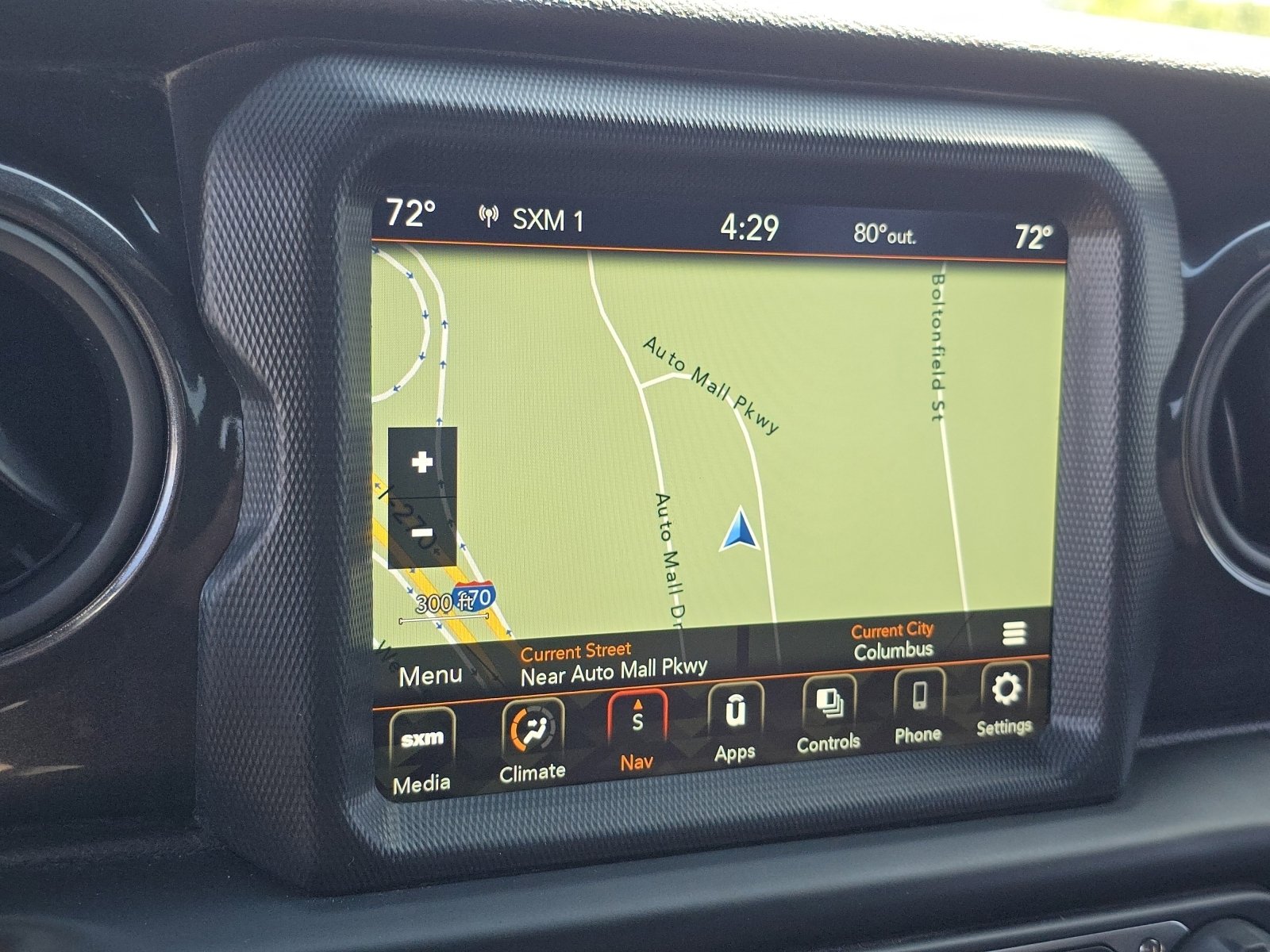 2022 Jeep Gladiator Altitude photo 3