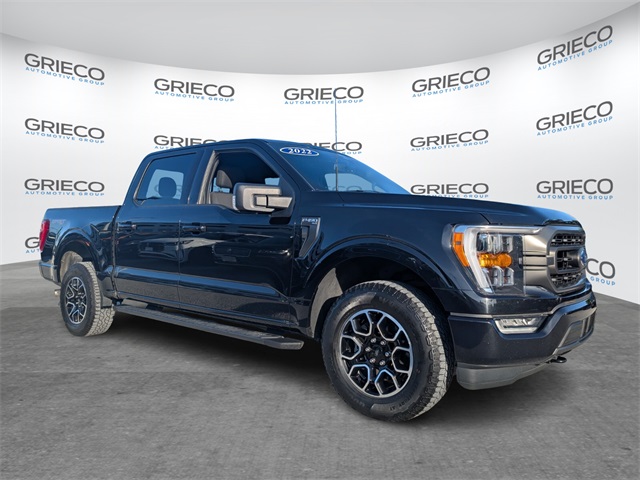 2022 Ford F-150 XLT's photo