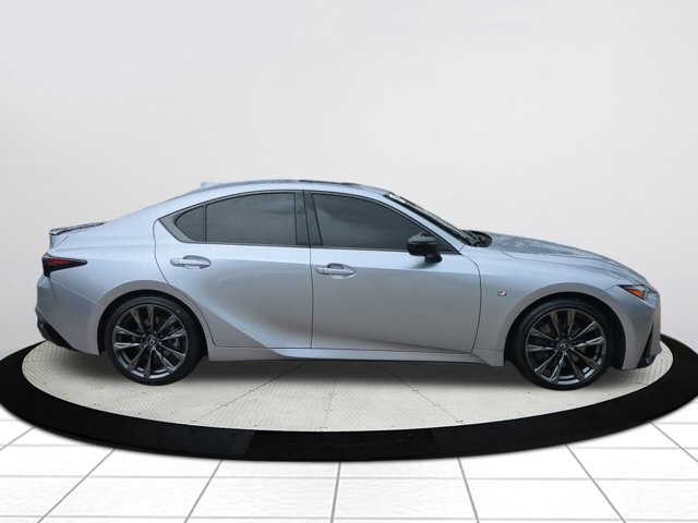 2025 Lexus IS 350 F SPORT photo 3