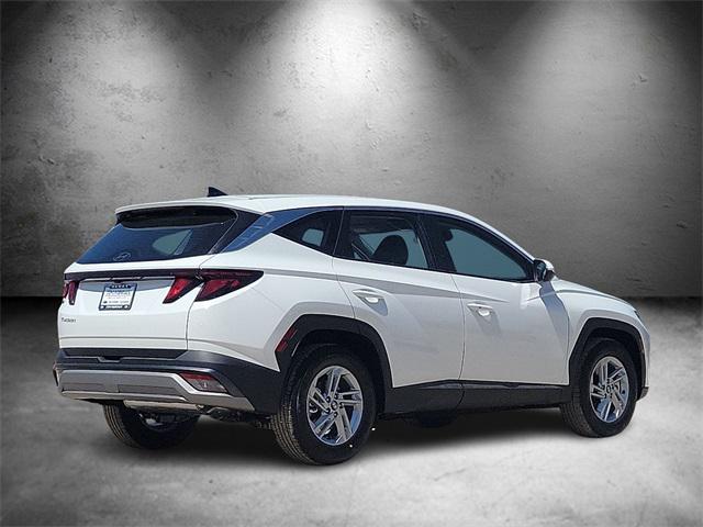 2025 Hyundai Tucson SE photo 3