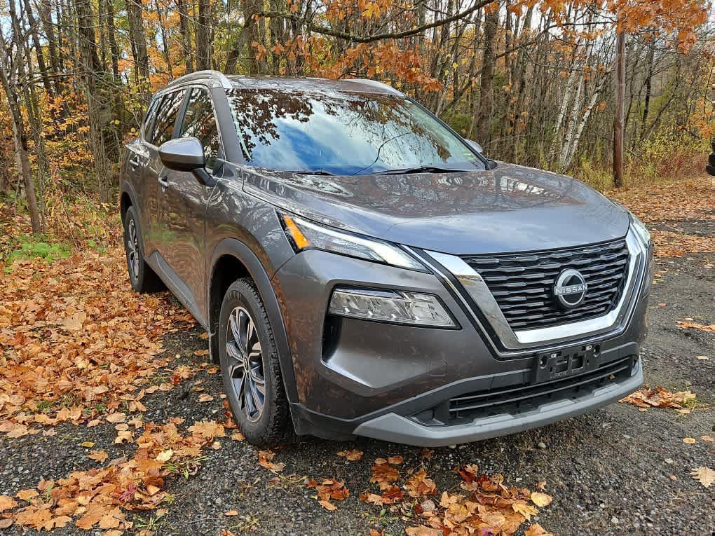 2023 Nissan Rogue SV's photo
