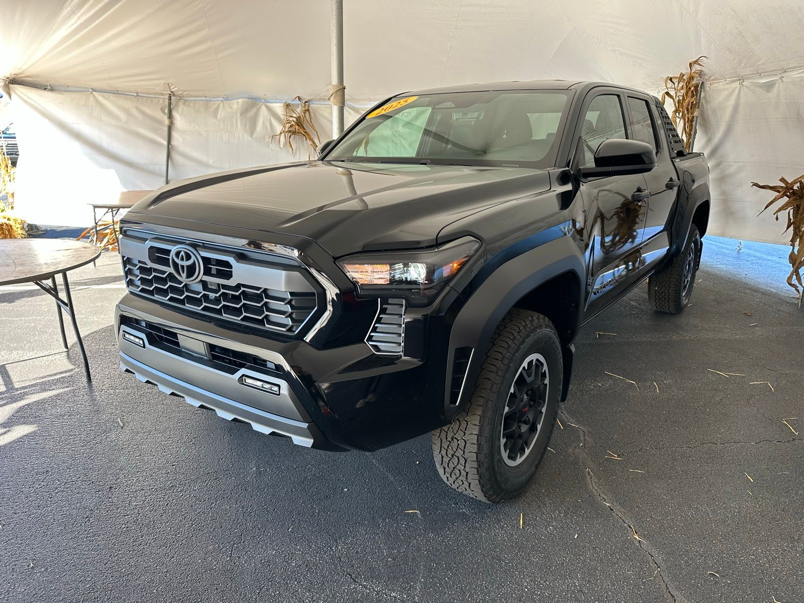 2025 Toyota Tacoma TRD Off Road's photo