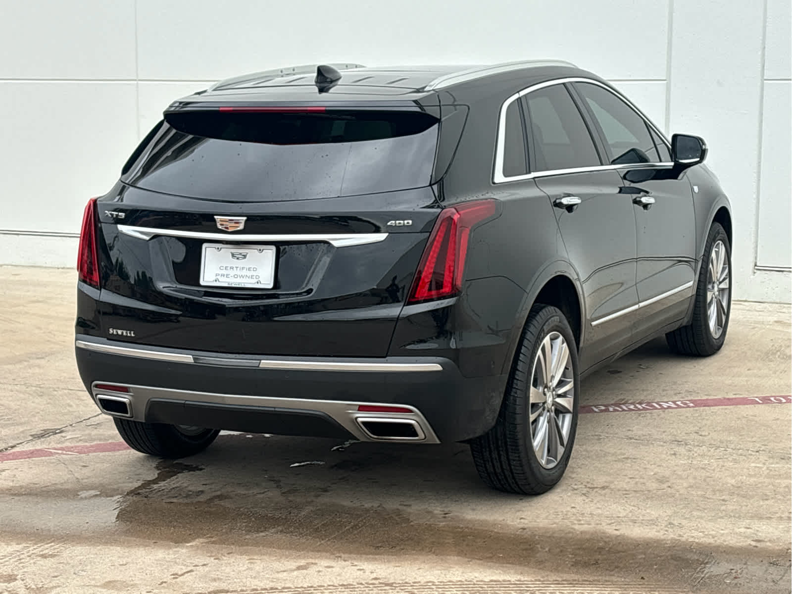2024 Cadillac XT5 Premium Luxury photo 3