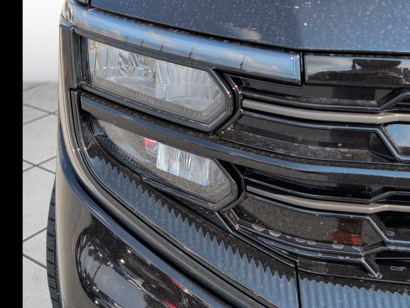 2025 Ford Expedition Platinum photo 3