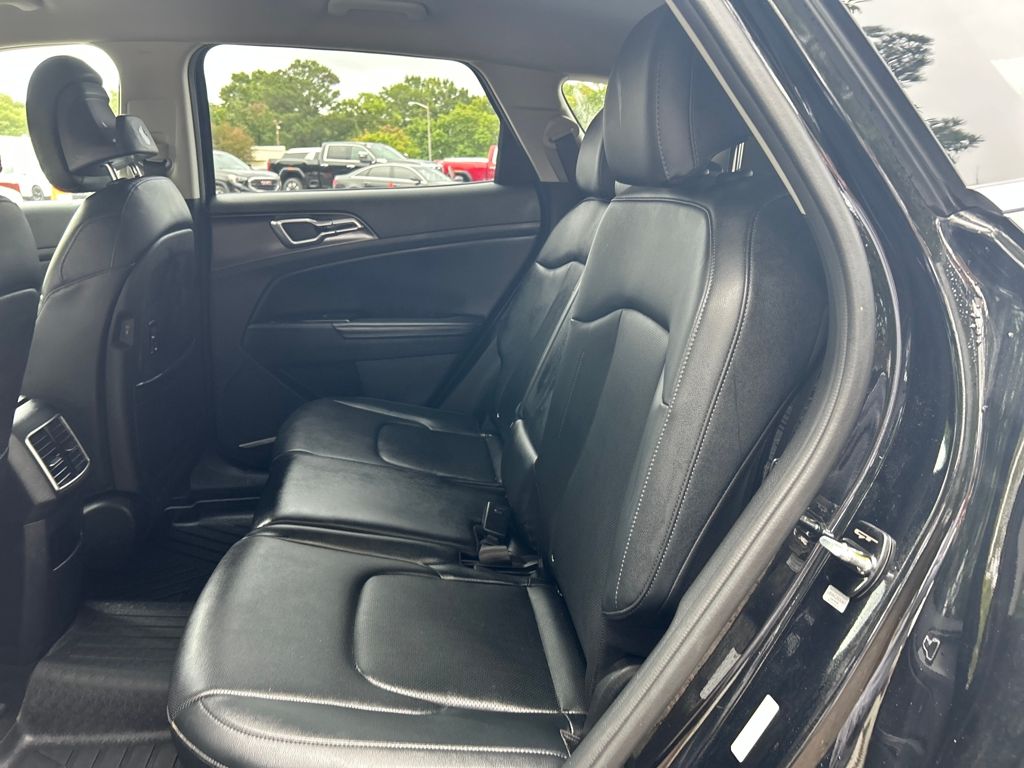 2023 Kia Sportage EX photo 18