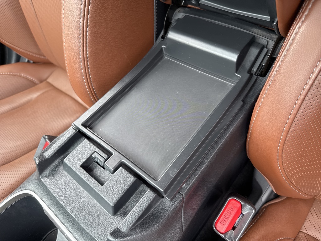 2021 Subaru Outback Touring XT photo 40