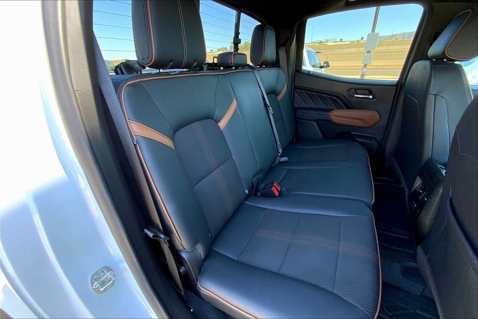 2024 Gmc Canyon AT4 photo 19