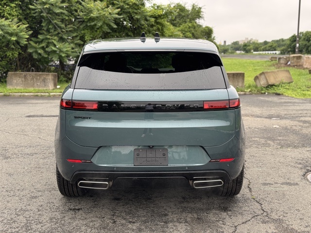 2024 Land Rover Range Rover Sport P400 Dynamic SE photo 4