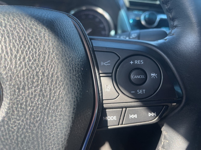 2018 Toyota Camry LE photo 21