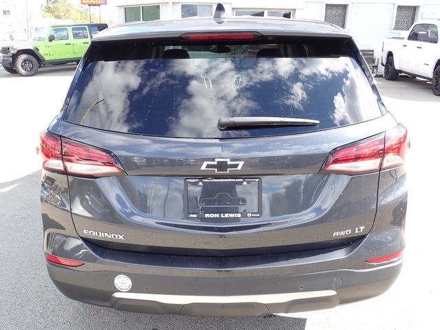 2022 Chevrolet Equinox LT photo 4