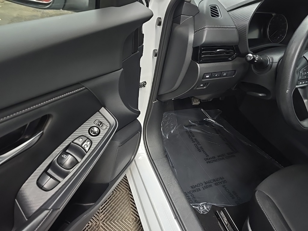 2023 Nissan Sentra SV photo 25