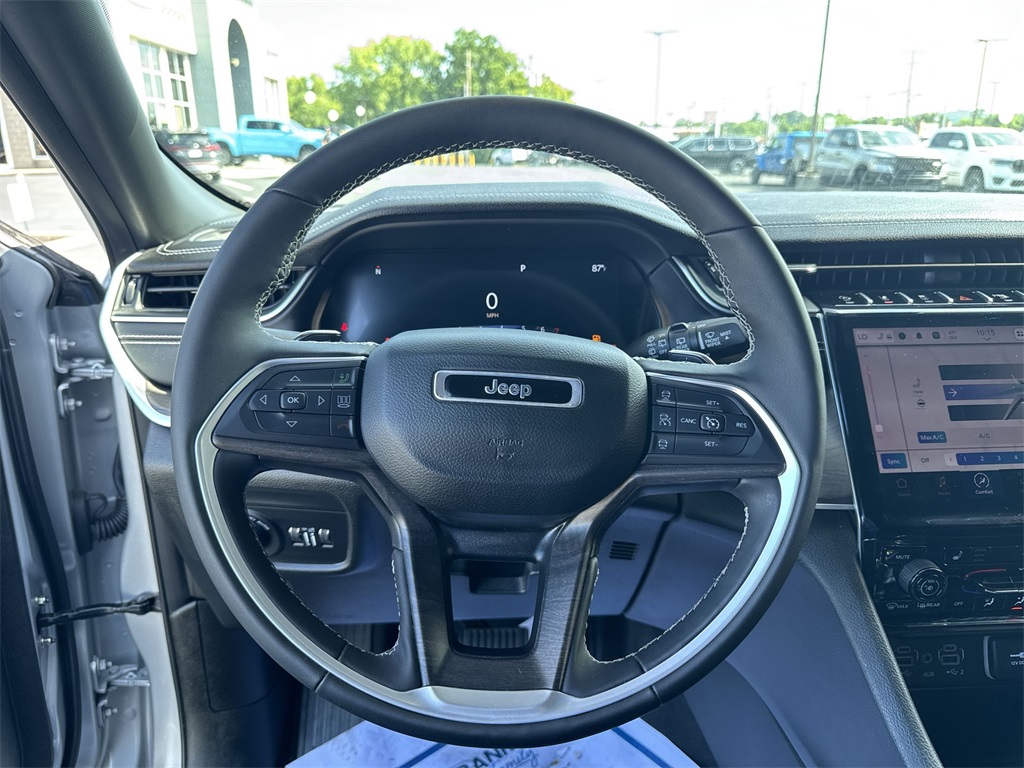 2024 Jeep Grand Cherokee Limited photo 20