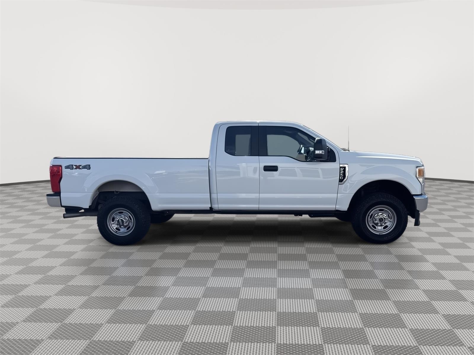 2022 Ford F-250 XL photo 6