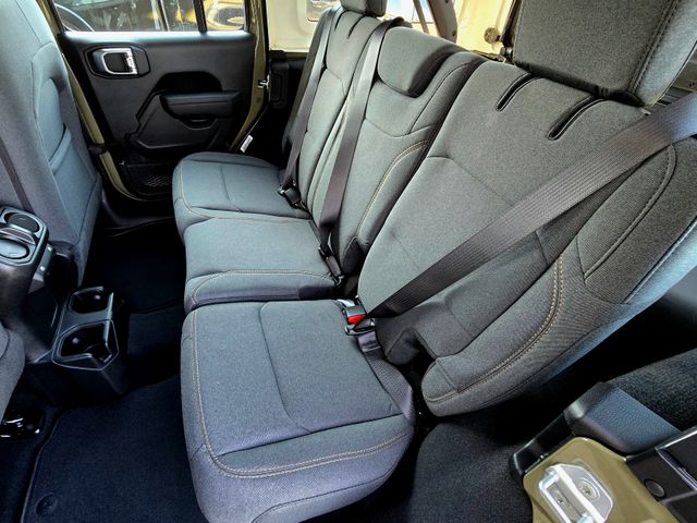 2025 Jeep Wrangler Sport photo 17