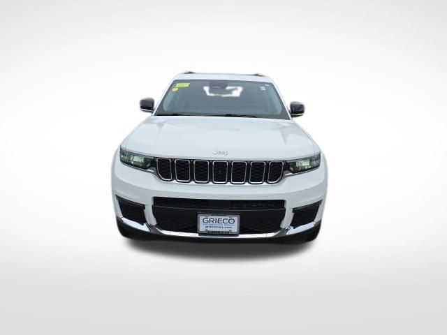 2023 Jeep Grand Cherokee Limited photo 2
