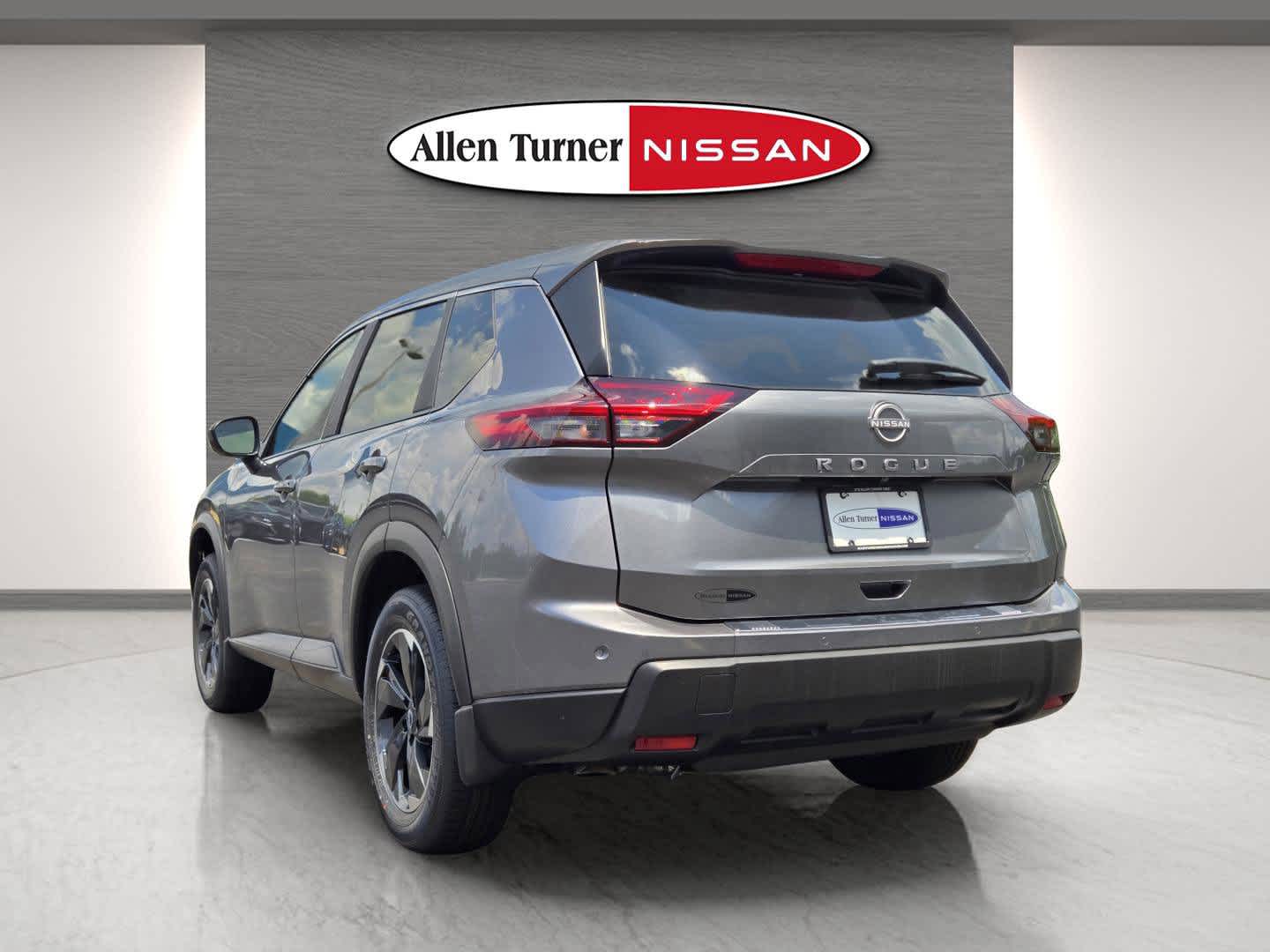 2026 Nissan Rogue SV photo 9