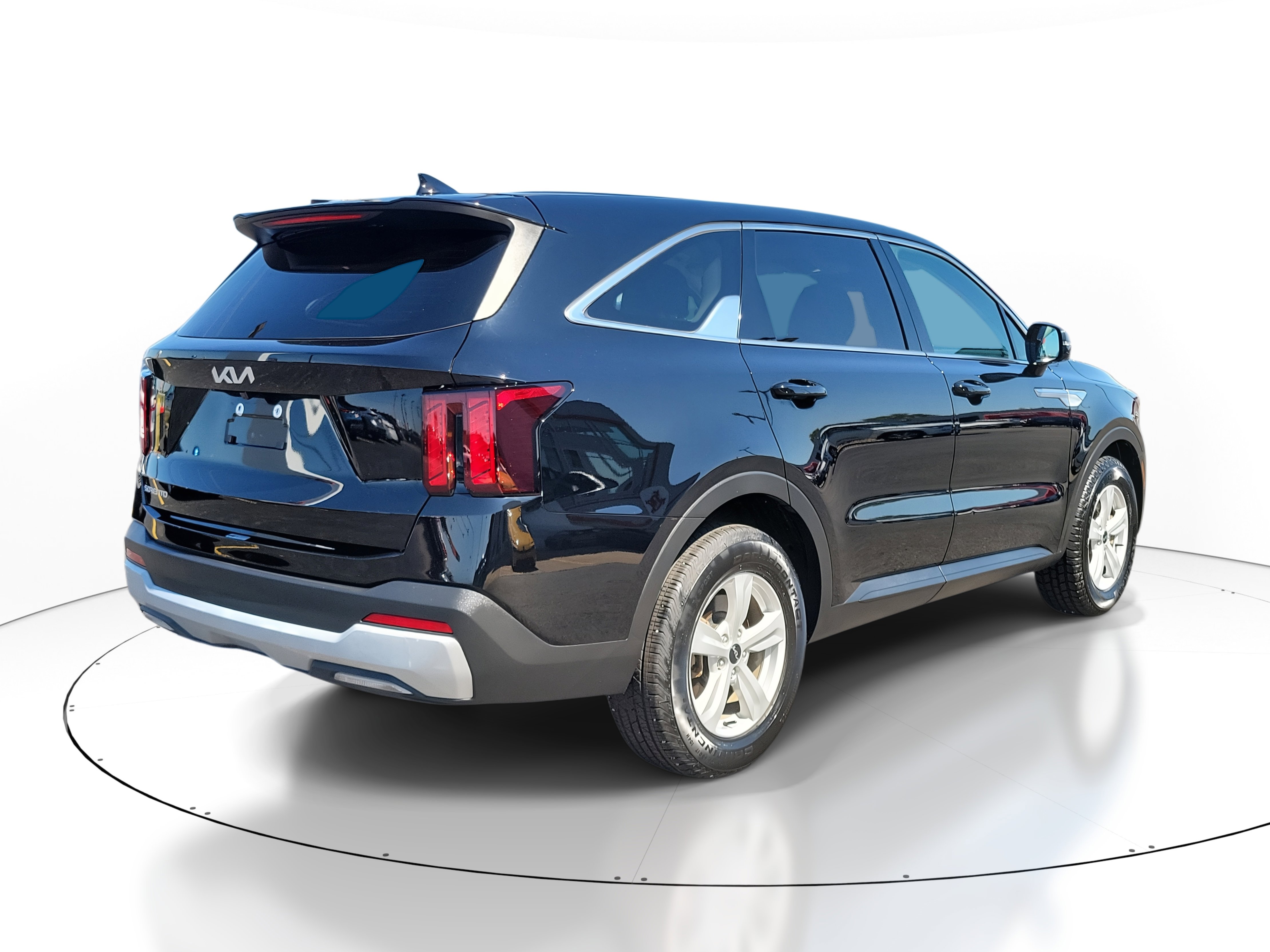 2024 Kia Sorento LX photo 4