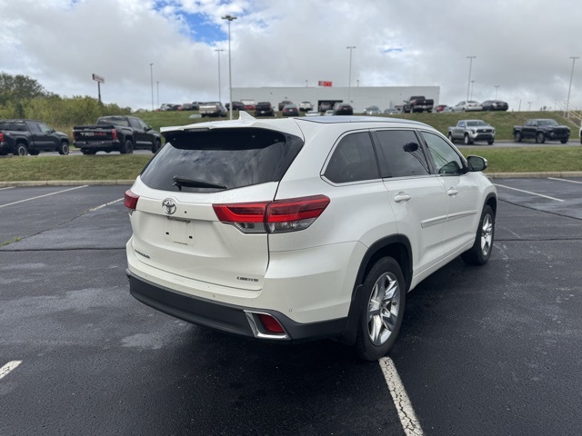 2018 Toyota Highlander Limited photo 3