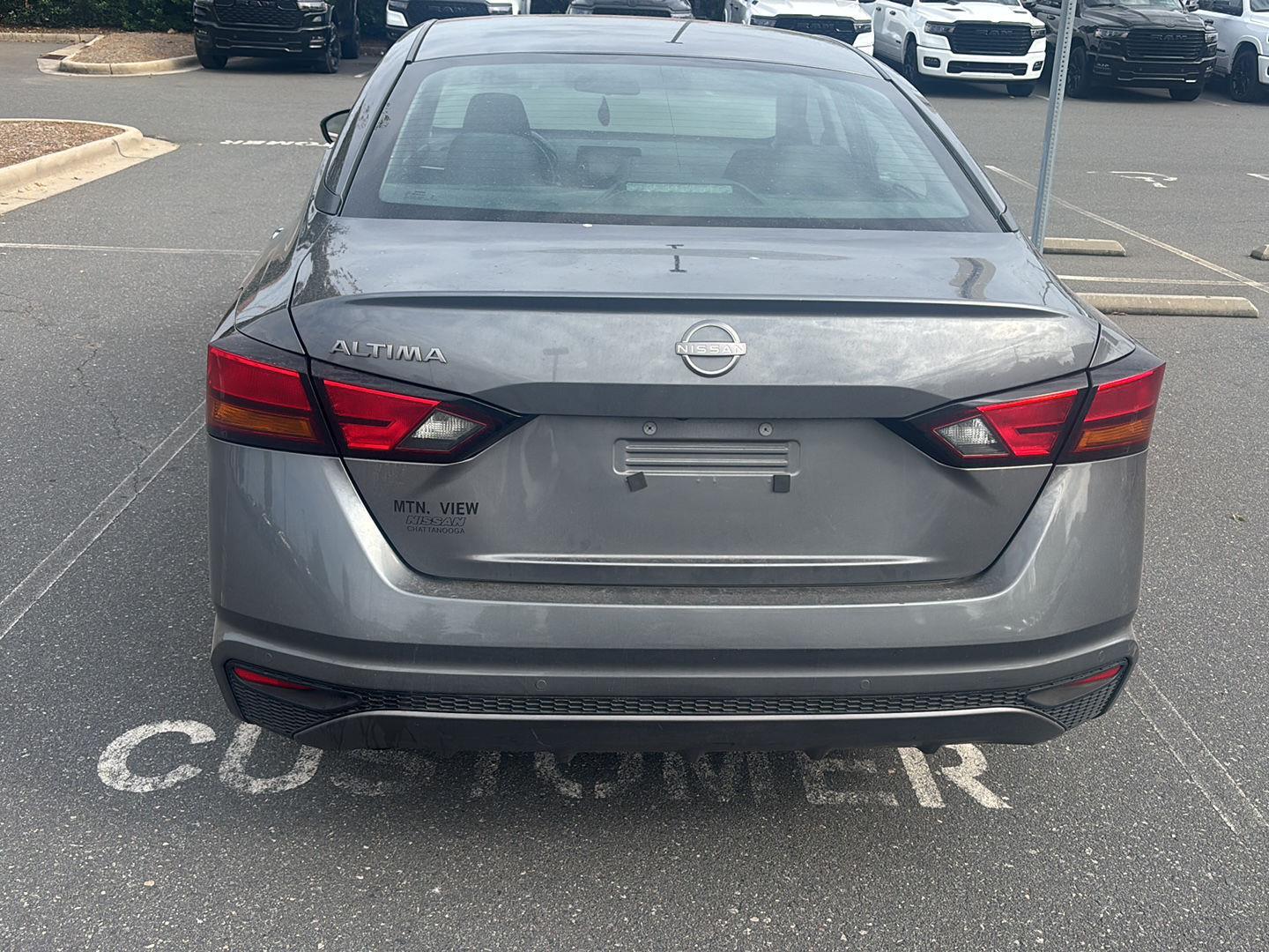 2024 Nissan Altima 2.5 S photo 3