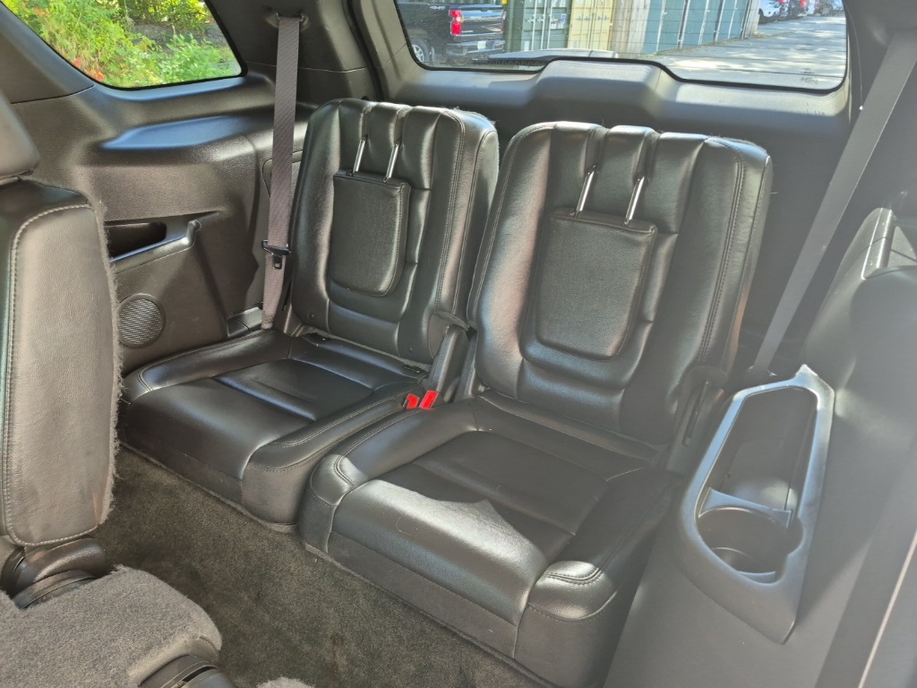 2015 Ford Explorer XLT photo 10