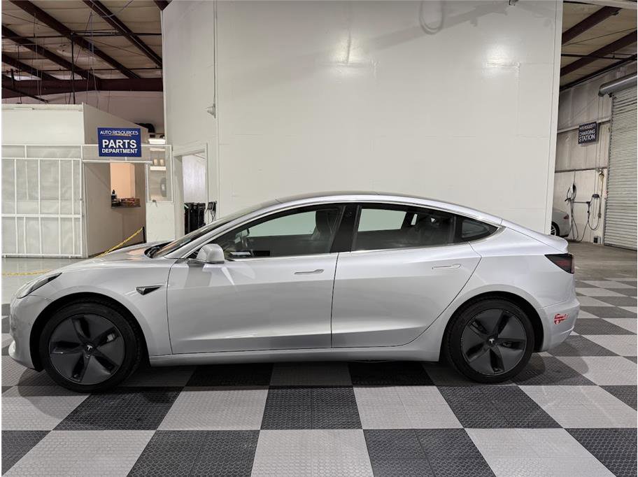2018 Tesla Model 3 Long Range photo 8