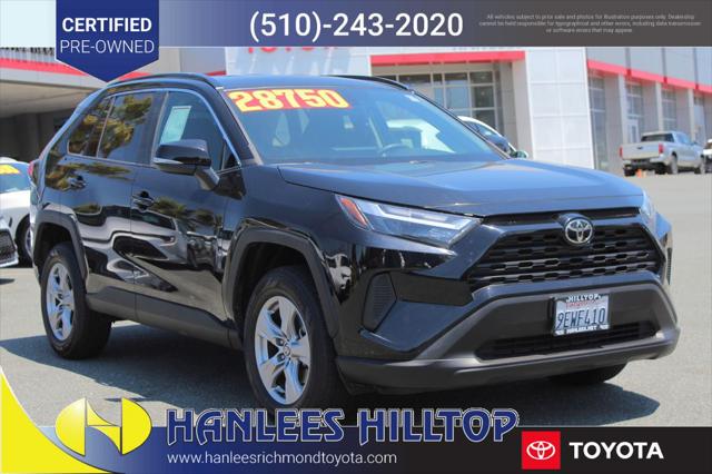 2023 Toyota RAV4 XLE photo 3