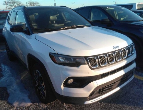 2023 Jeep Compass Limited's photo