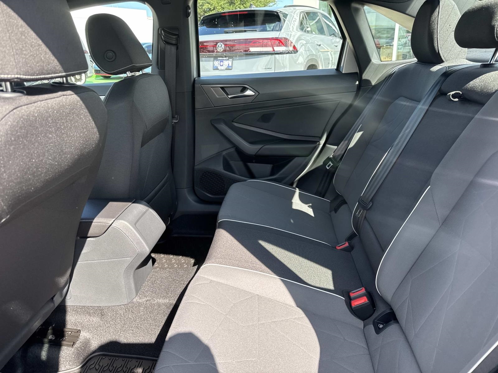 2026 Volkswagen Jetta 1.5T Sport photo 7