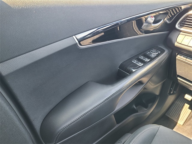 2020 Kia Sorento LX photo 29