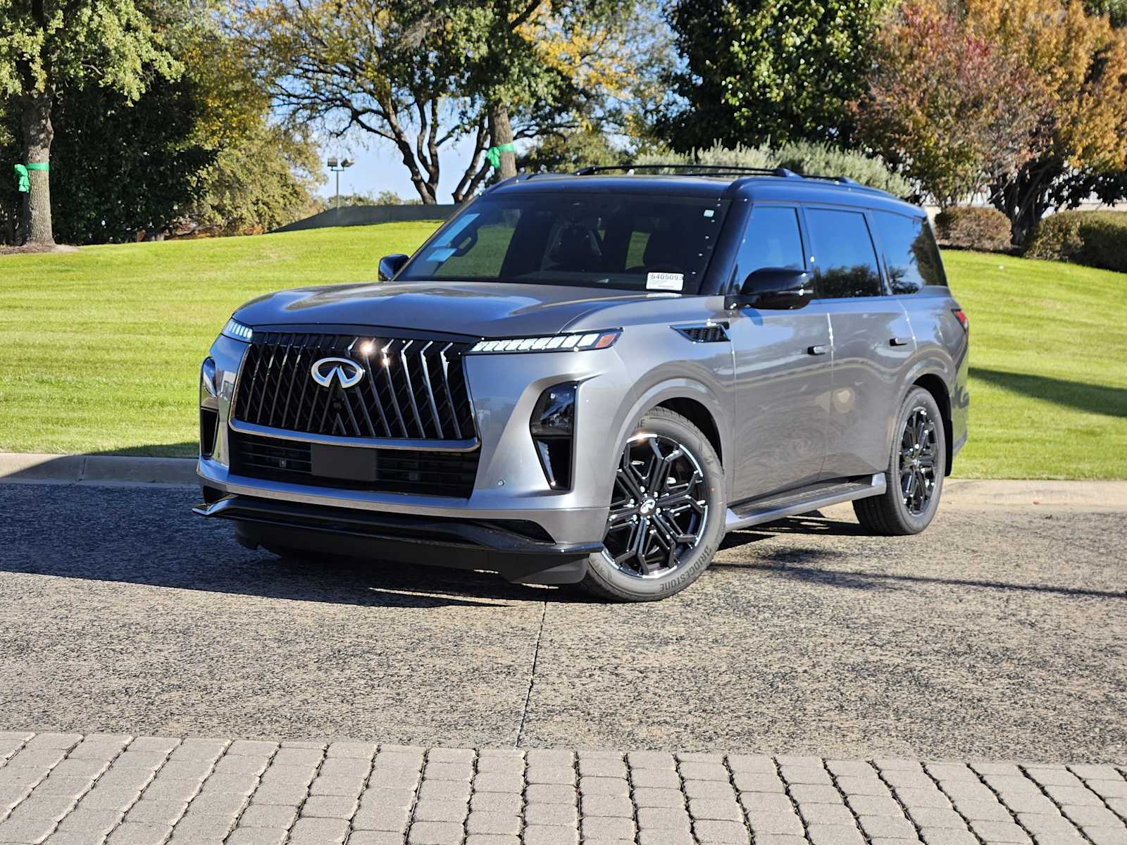 2026 INFINITI QX80 Sport's photo