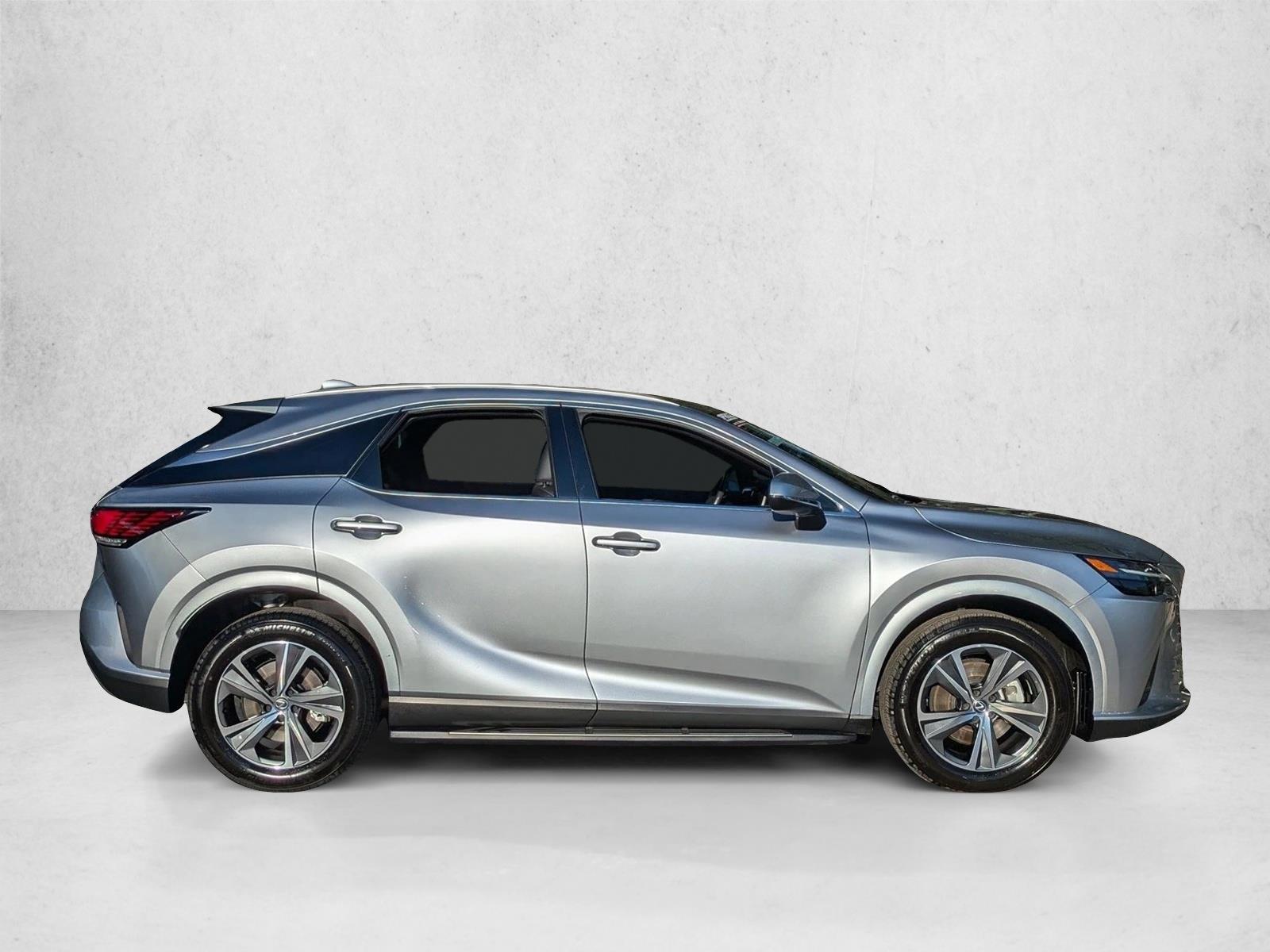 2024 Lexus RX 350 Premium photo 4