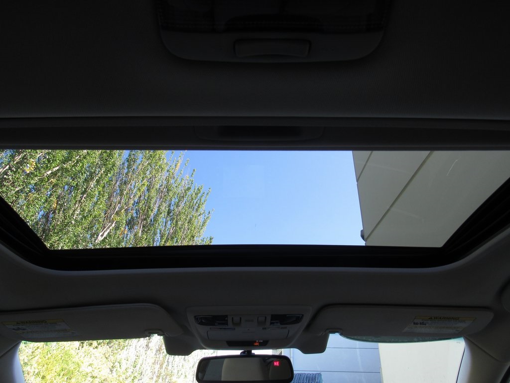 2016 Subaru Outback Limited photo 28