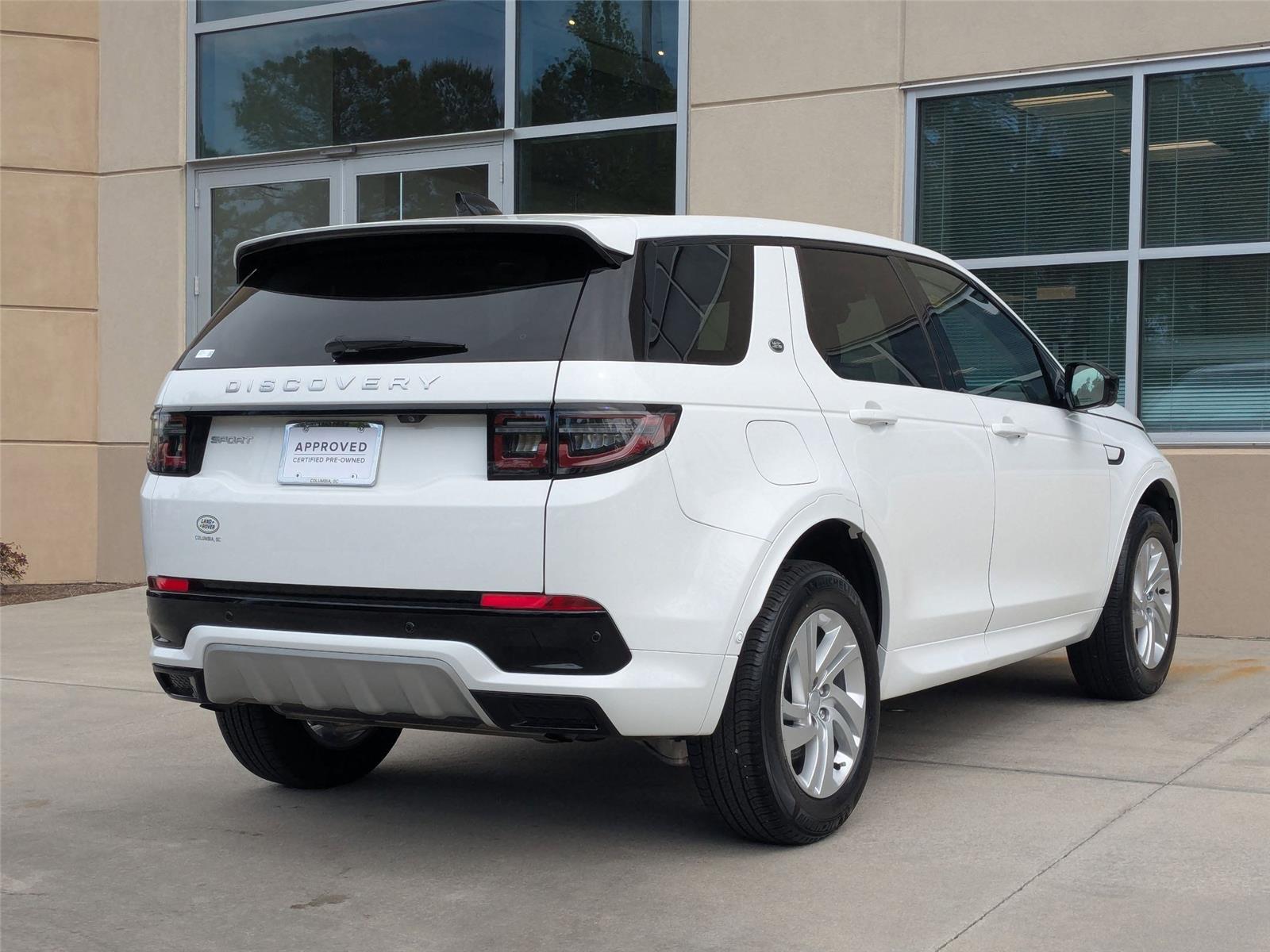 2024 Land Rover Discovery Sport S photo 5