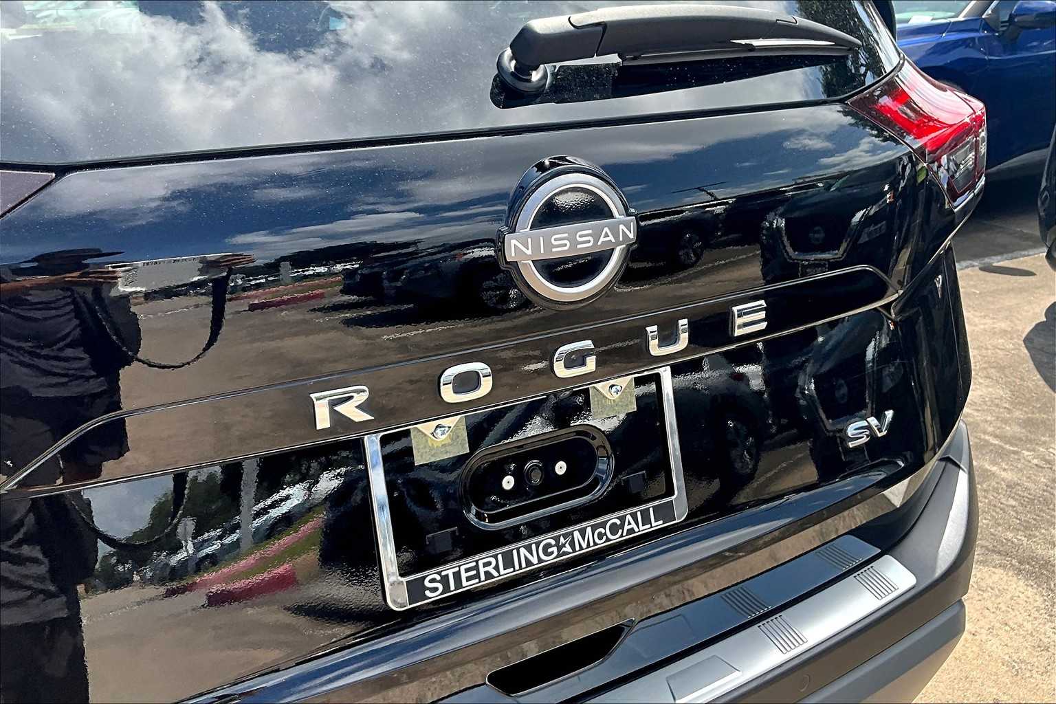2023 Nissan Rogue SV photo 28