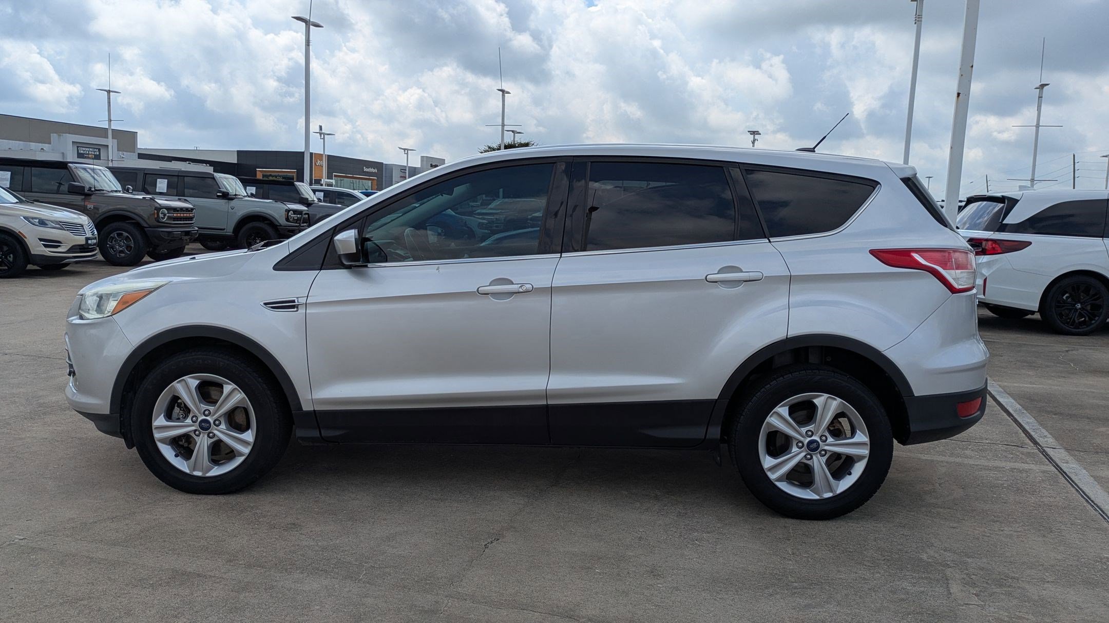 2015 Ford Escape SE photo 6