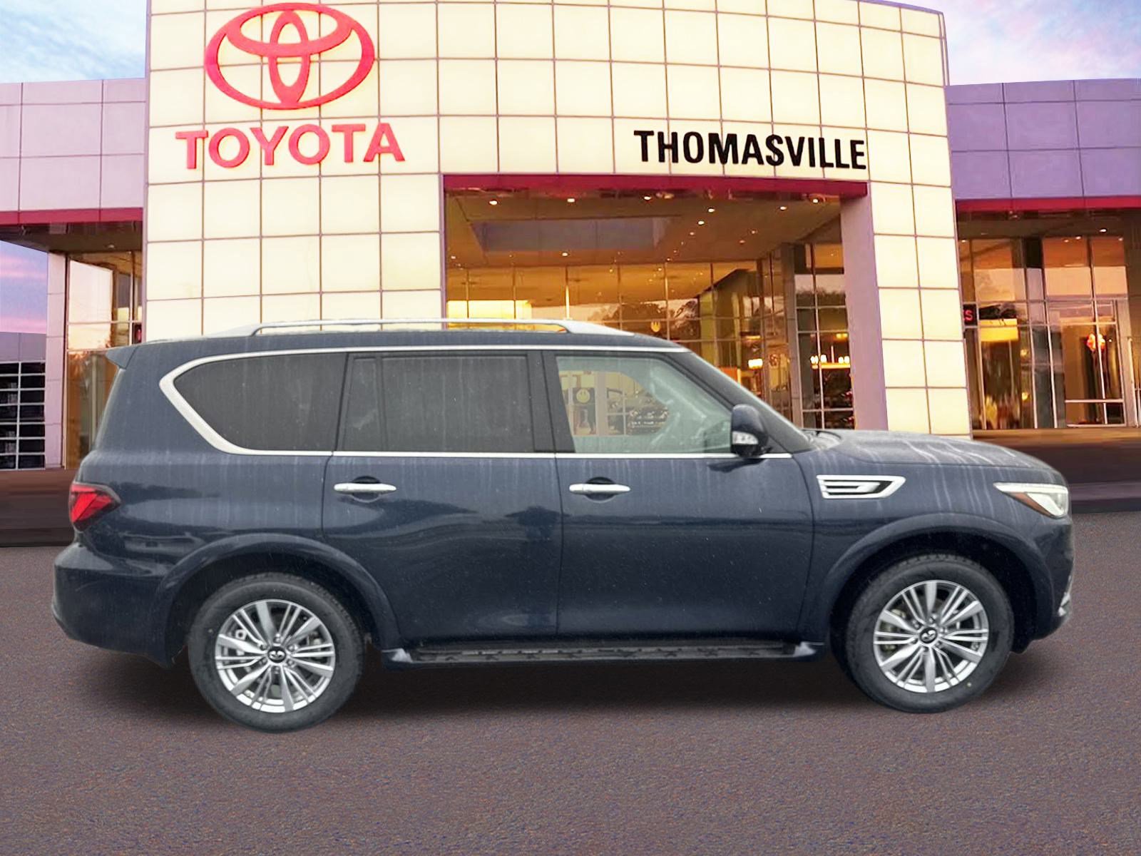 2024 Infiniti QX80 Luxe photo 4