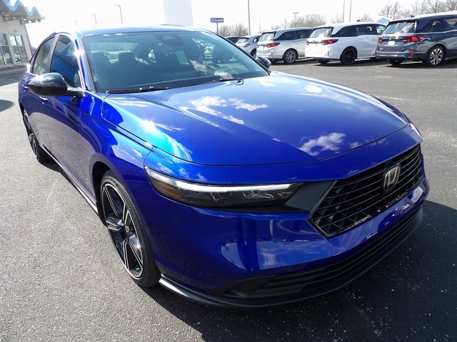 2025 Honda Accord Hybrid Sport's photo