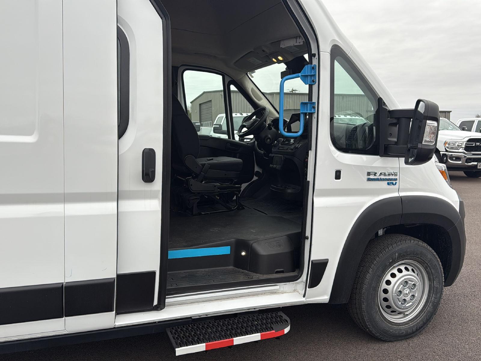 2024 Ram ProMaster 3500 photo 6