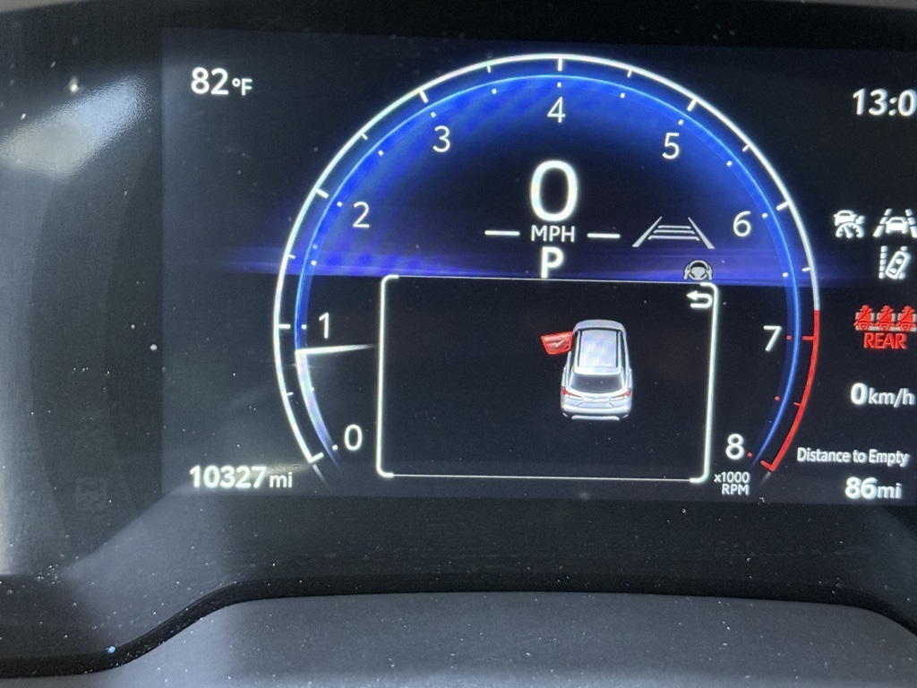 2023 Toyota Corolla Cross XLE photo 22