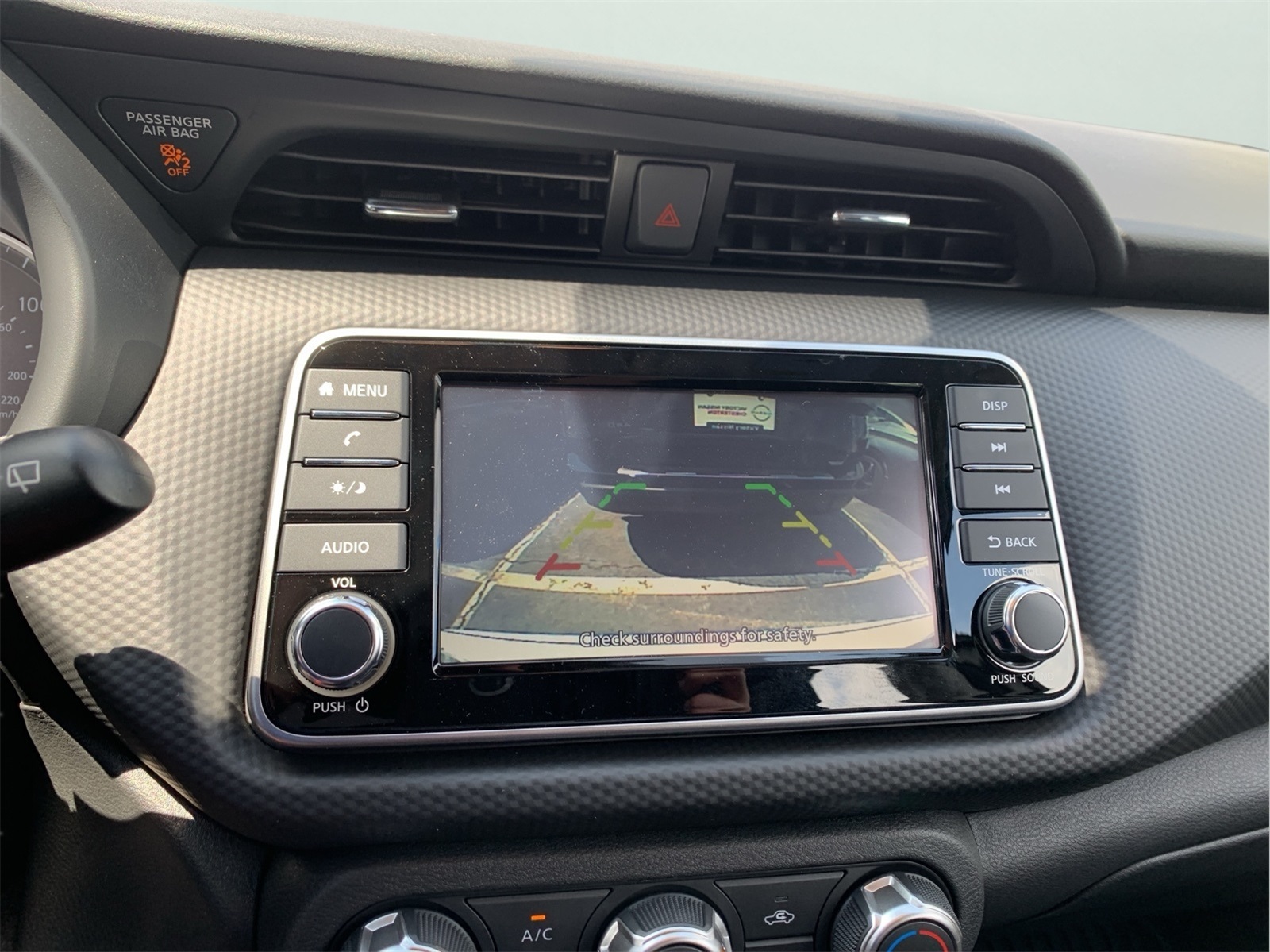 2025 Nissan Kicks Play S photo 20