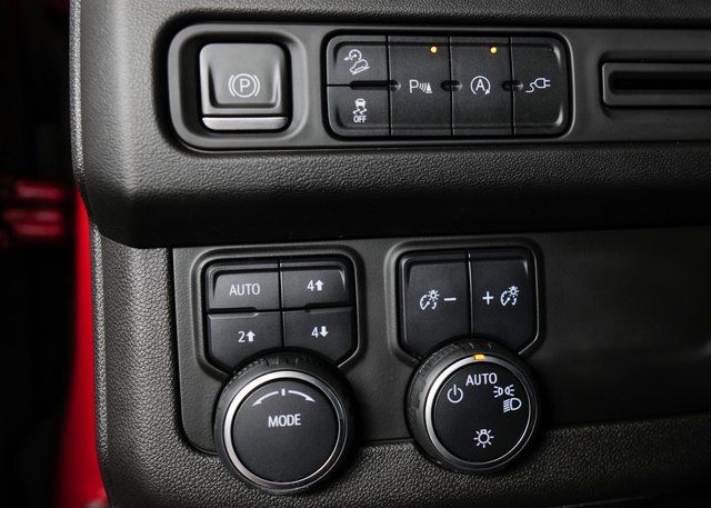 2021 Chevrolet Suburban Z71 photo 20