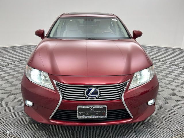 2014 Lexus ES 300h Premium photo 2