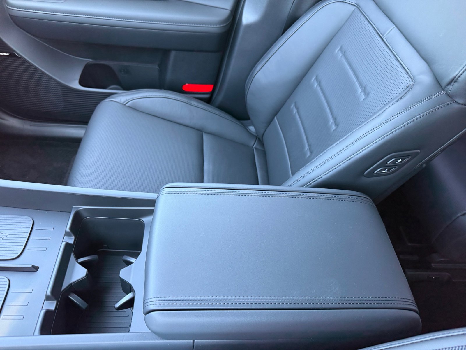 2025 Hyundai Santa Fe Calligraphy photo 14