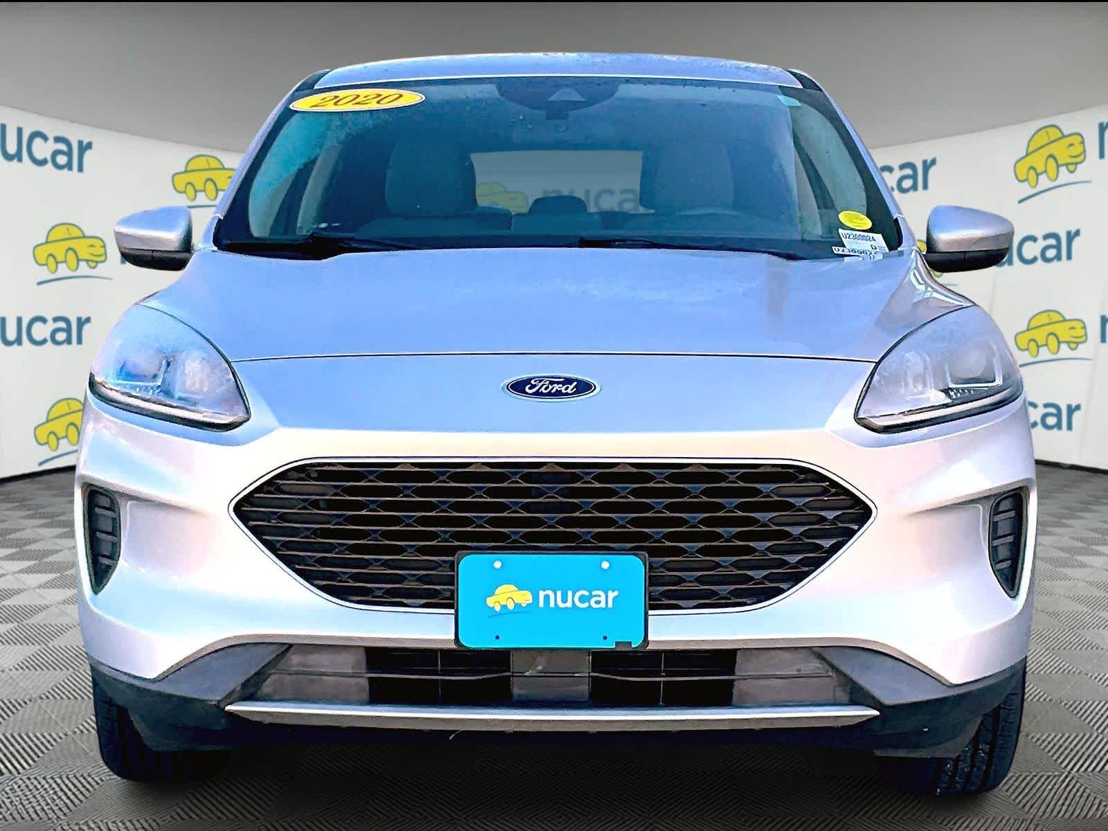 2020 Ford Escape SE photo 2