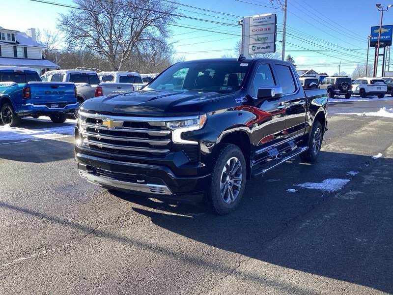 2026 Chevrolet Silverado 1500 High Country photo 2