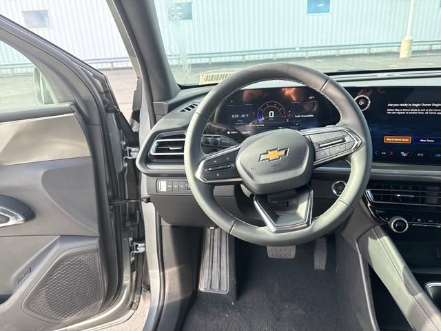 2026 Chevrolet Traverse photo 13